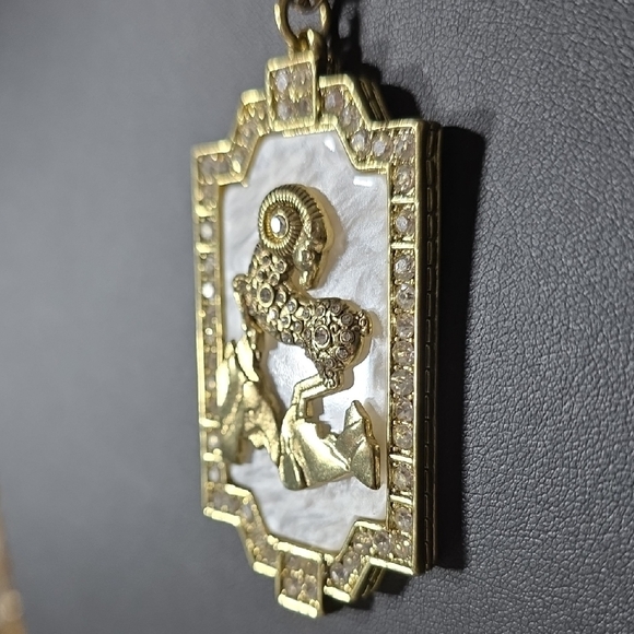 Heidi Daus Gold and White Ram Pendant Necklace - Picture 3 of 7